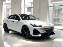 Changan UNI-V 1.5T Edition - ფოტო 3