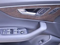 Audi Q7 55 TFSI quattro S line Version - ფოტო 17