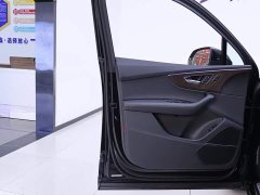 Audi Q7 55 TFSI quattro S line Version - ფოტო 18