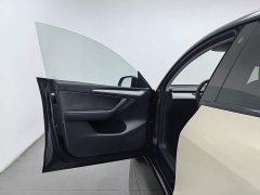 Tesla Model Y Long Range Edition - ფოტო 8