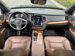 Volvo XC90 B5 Luxury Edition 7 - ფოტო 17