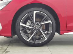 Audi A3 Sportback 35 TFSI Fashion Version - ფოტო 17