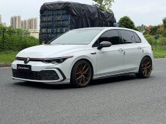 Volkswagen GTI 380TSI DSG GTI - ფოტო 1