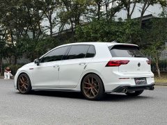 Volkswagen GTI 380TSI DSG GTI - ფოტო 7
