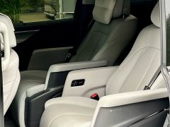 Buick GL8 Deluxe Edition - ფოტო 8