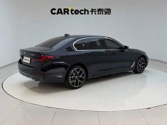 BMW 5 530Li Deluxe Version M - ფოტო 11