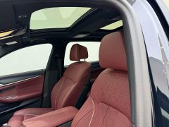 BMW 5 530Li Deluxe Version M - ფოტო 16