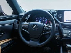 Lexus ES 200 Edition - ფოტო 17