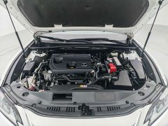 Lexus ES 200 Edition - ფოტო 8