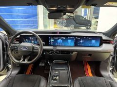 Ford Mondeo EcoBoost 245 ST-Line - photo 6