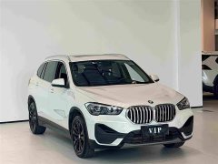 BMW X1 sDrive20Li Fashion Version - ფოტო 3