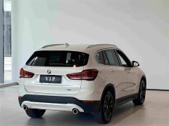 BMW X1 sDrive20Li Fashion Version - ფოტო 9