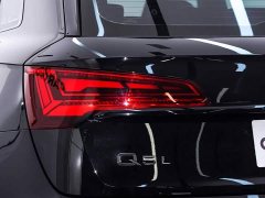 Audi Q5L 40 TFSI Luxury Version - ფოტო 11