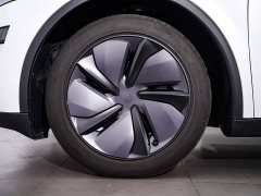 Tesla Model Y Edition - ფოტო 12