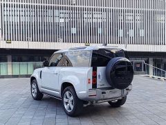 Land Rover Defender 90 2.0T P300 Edition - ფოტო 15