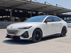 Changan UNI-V 1.5T Edition - ფოტო 1