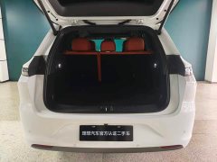 Li Auto L6 Max Edition - ფოტო 10