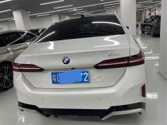 BMW 5 530Li Deluxe Version M - ფოტო 19