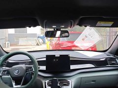 BYD Qin DM-i 55KM Premium Version - ფოტო 10