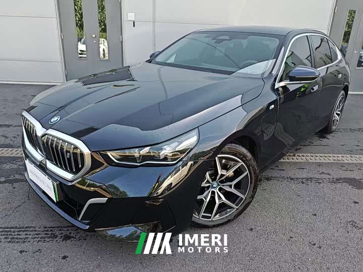BMW i5 eDrive 40L M