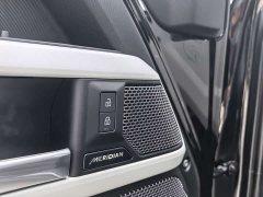 Land Rover Defender 90 2.0T P300 S - ფოტო 10