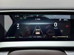 Denza D9 DM-i 1050 Deluxe Version - ფოტო 13