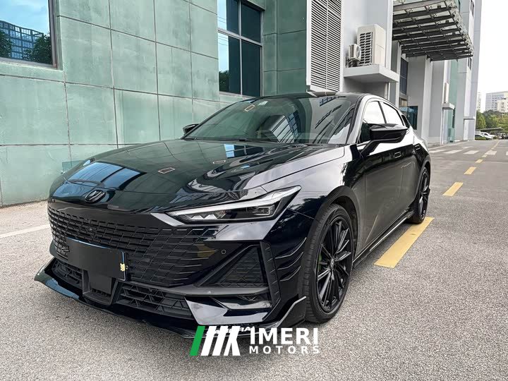 Changan UNI-V 1.5T Edition - ავტომობილი ჩინეთიდან