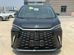 Lexus LM 500h Edition - ფოტო 10