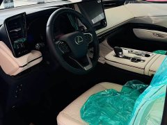 Lexus LM 500h Edition - ფოტო 2