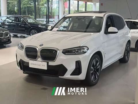 2024 BMW iX3 Version