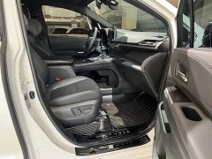 Toyota Gravia 2.5LPHEV PremiumPLUS Edition - фото 18