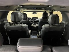 Toyota Gravia 2.5LPHEV PremiumPLUS Edition - фото 19