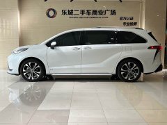 Toyota Gravia 2.5LPHEV PremiumPLUS Edition - фото 4