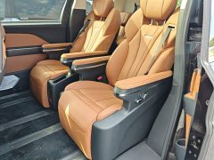 FAW HQ9 PHEV 2.0T AWDBusiness Edition - ფოტო 17