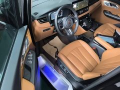 FAW HQ9 PHEV 2.0T AWDBusiness Edition - ფოტო 16