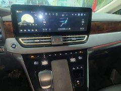 FAW HQ9 PHEV 2.0T AWDLuxury Edition - ფოტო 13