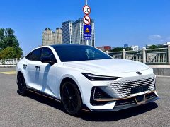 Changan UNI-V 1.5T Edition - ფოტო 2