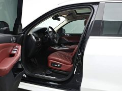 BMW X5 xDrive 30Li Deluxe VersionM - ფოტო 10