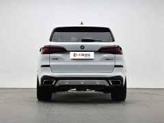 BMW X5 xDrive 30Li Deluxe VersionM - ფოტო 4
