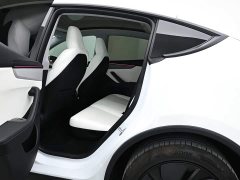 Tesla Model Y Long Range Edition - ფოტო 13