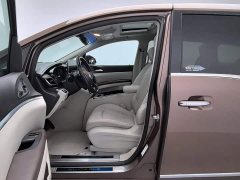 Buick GL8 652T Luxury Version - ფოტო 10