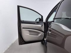 Buick GL8 652T Luxury Version - ფოტო 8