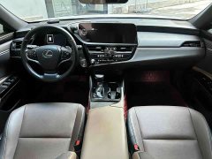 Lexus ES 200 Edition - ფოტო 12