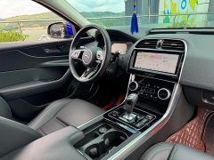 Land Rover XEL 2.0T 200PS S Edition - ფოტო 18