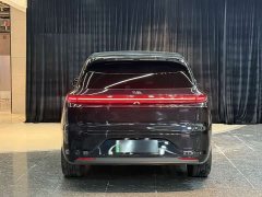 Li Auto L6 Pro - ფოტო 10