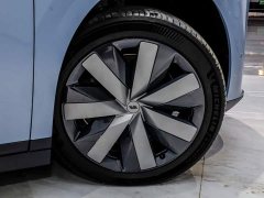 Li Auto i8 Edition - ფოტო 8