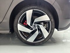 Volkswagen GTI 380TSI DSG GTI - ფოტო 12