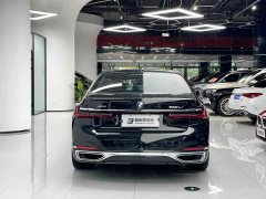 BMW 7 740Li Version M - ფოტო 9