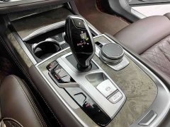BMW 7 740Li Version M - ფოტო 14