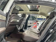 BMW 7 740Li Version M - ფოტო 5